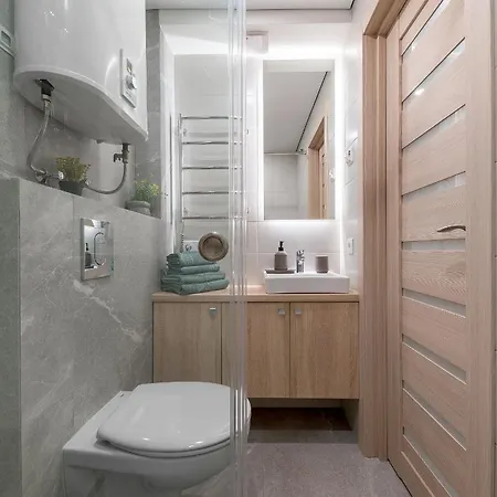 Cozy Riverside Apartament